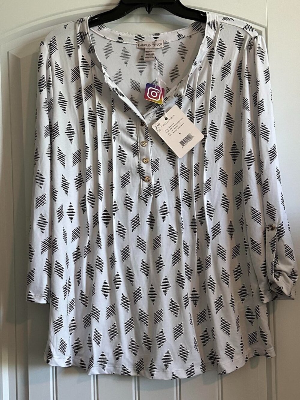 NWT Carolyn Taylor Pleated Black/White Blouse-L